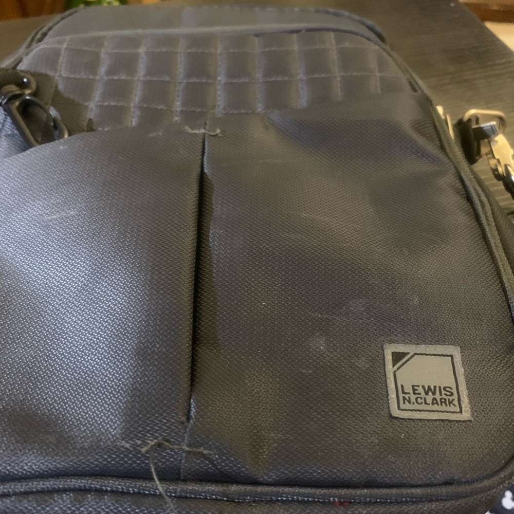 Lewis & Clark mini crossbody travel bag  nylon RFID blocking protection